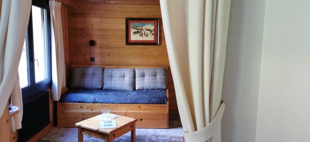 Hotel-Chalet Les Ecureuils Restaurant, Piscine, Garage رون - ألب المظهر الخارجي الصورة