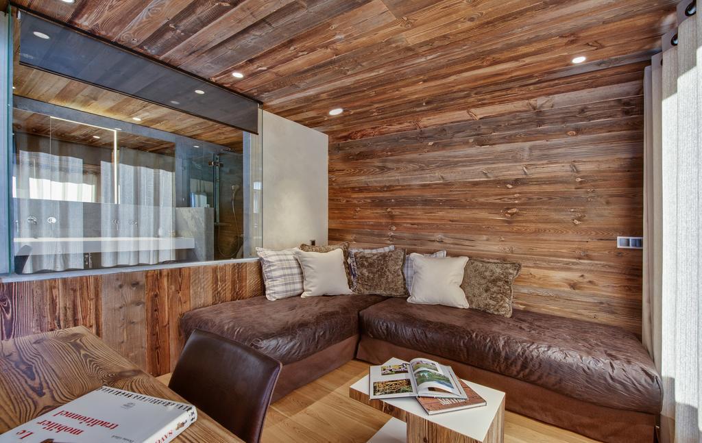 Hotel-Chalet Les Ecureuils Restaurant, Piscine, Garage رون - ألب المظهر الخارجي الصورة